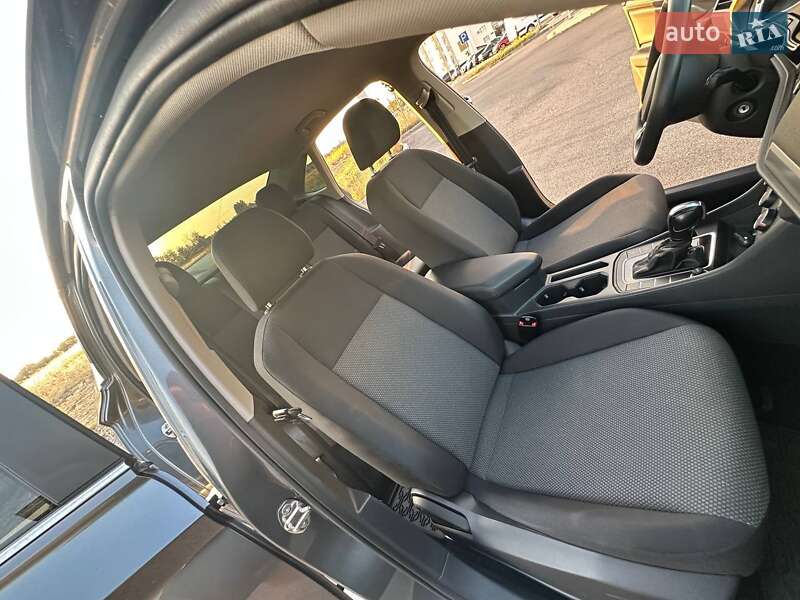 Седан Volkswagen Jetta 2019 в Виннице