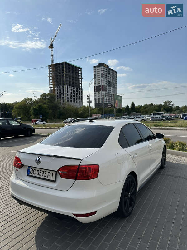 Седан Volkswagen Jetta 2012 в Киеве
