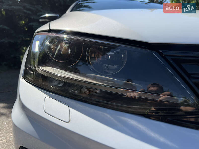 Седан Volkswagen Jetta 2017 в Краматорске