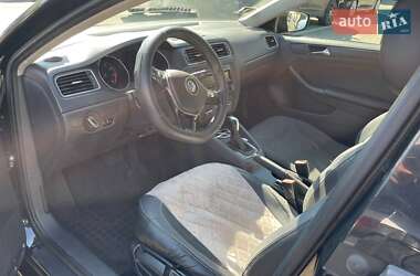 Седан Volkswagen Jetta 2015 в 