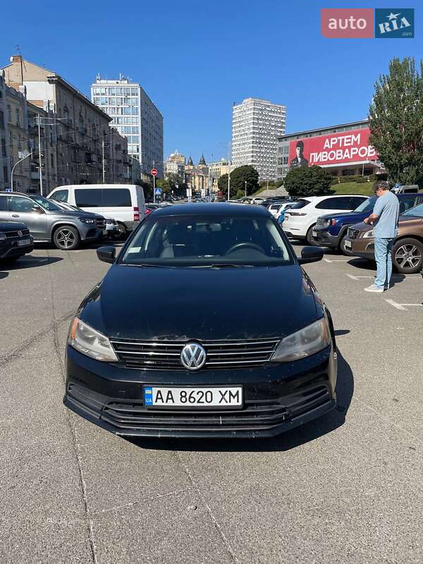 Седан Volkswagen Jetta 2015 в Києві