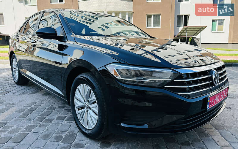 Седан Volkswagen Jetta 2019 в Виннице