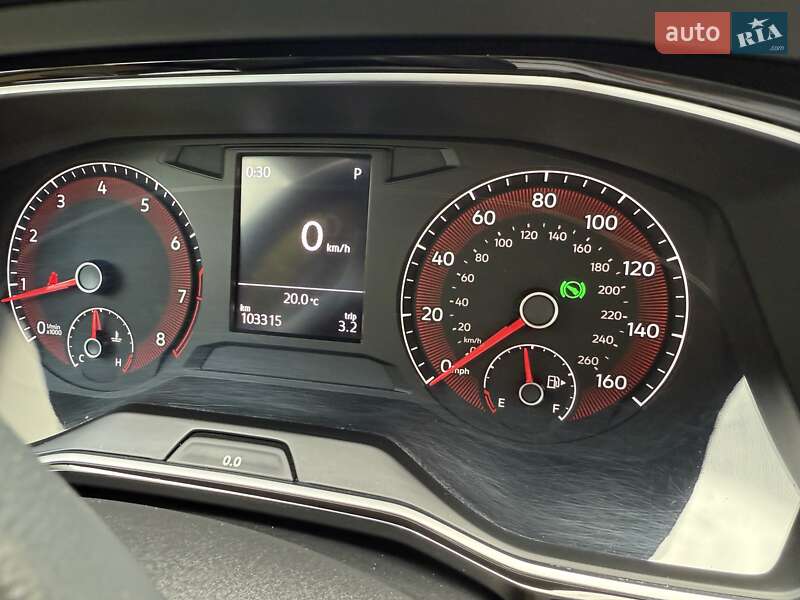 Седан Volkswagen Jetta 2019 в Киеве
