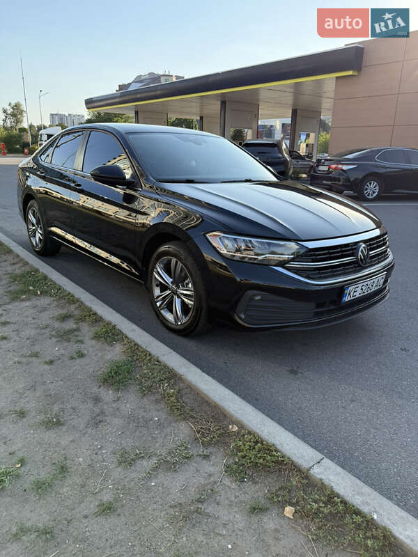 Седан Volkswagen Jetta 2023 в Дніпрі
