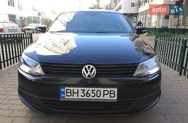 Седан Volkswagen Jetta 2010 в Одесі