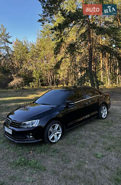 Седан Volkswagen Jetta 2014 в Змиеве