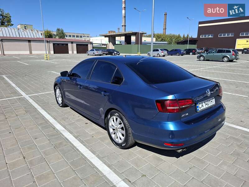 Седан Volkswagen Jetta 2016 в Черкасах