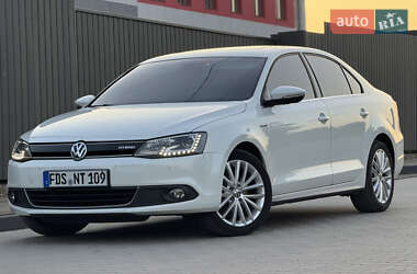 Седан Volkswagen Jetta 2013 в Самборе