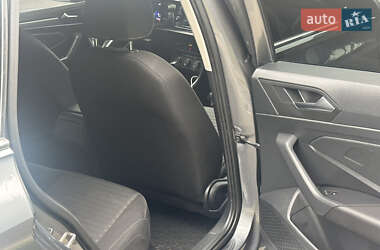 Седан Volkswagen Jetta 2022 в 