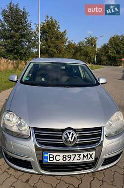 Седан Volkswagen Jetta 2009 в Стрые