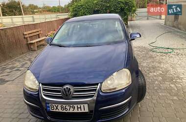 Седан Volkswagen Jetta 2005 в Романіву