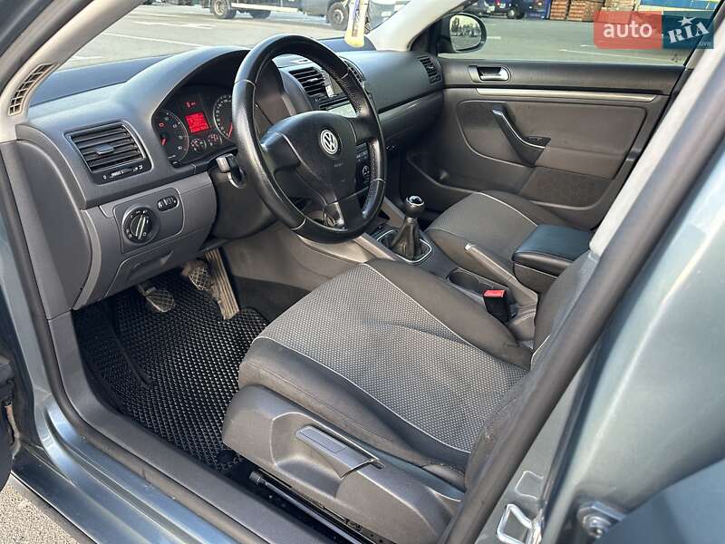 Седан Volkswagen Jetta 2008 в Києві фото 13 Седан Volkswagen Jetta 2008 в Києві