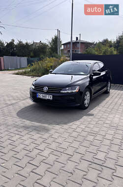 Седан Volkswagen Jetta 2017 в 