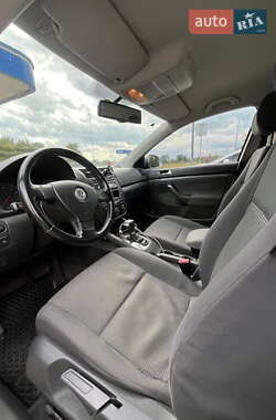 Седан Volkswagen Jetta 2006 в Киеве