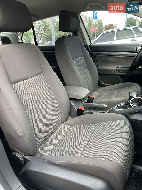 Седан Volkswagen Jetta 2006 в Киеве фото 12 Седан Volkswagen Jetta 2006 в Киеве
