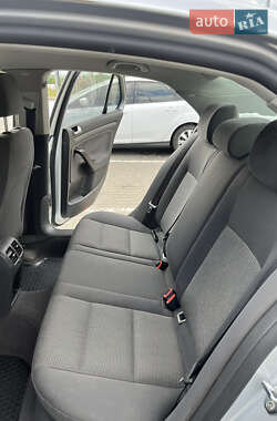 Седан Volkswagen Jetta 2006 в Киеве