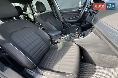 Седан Volkswagen Jetta 2019 в 