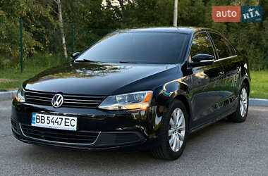 Седан Volkswagen Jetta 2012 в 