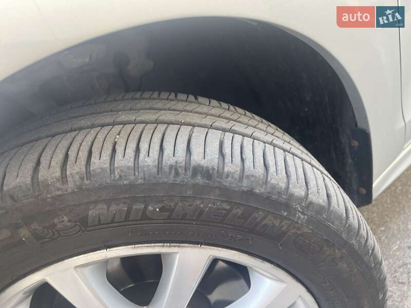 Седан Volkswagen Jetta 2011 в Харкові