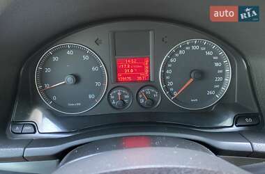 Седан Volkswagen Jetta 2009 в 