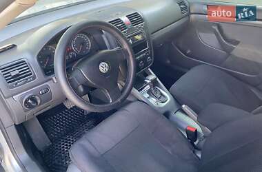 Седан Volkswagen Jetta 2009 в 