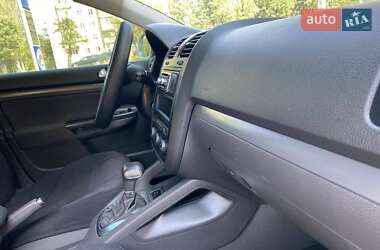 Седан Volkswagen Jetta 2009 в 