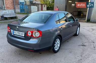 Седан Volkswagen Jetta 2008 в Зміїві
