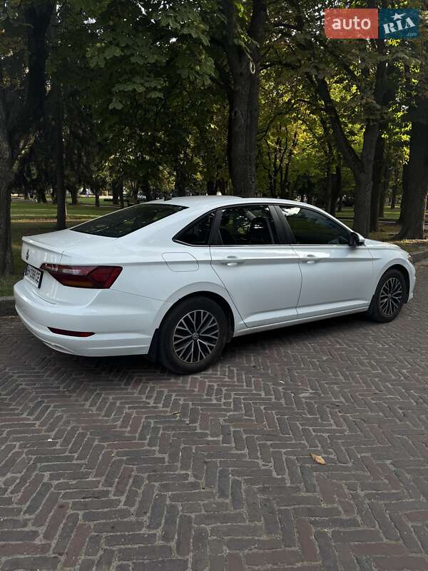 Седан Volkswagen Jetta 2018 в Конотопі