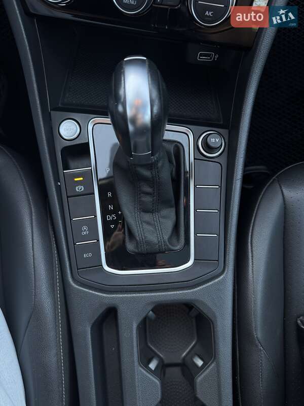 Седан Volkswagen Jetta 2018 в Конотопі