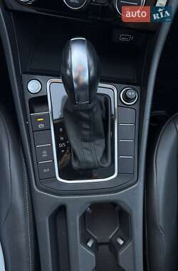 Седан Volkswagen Jetta 2018 в 