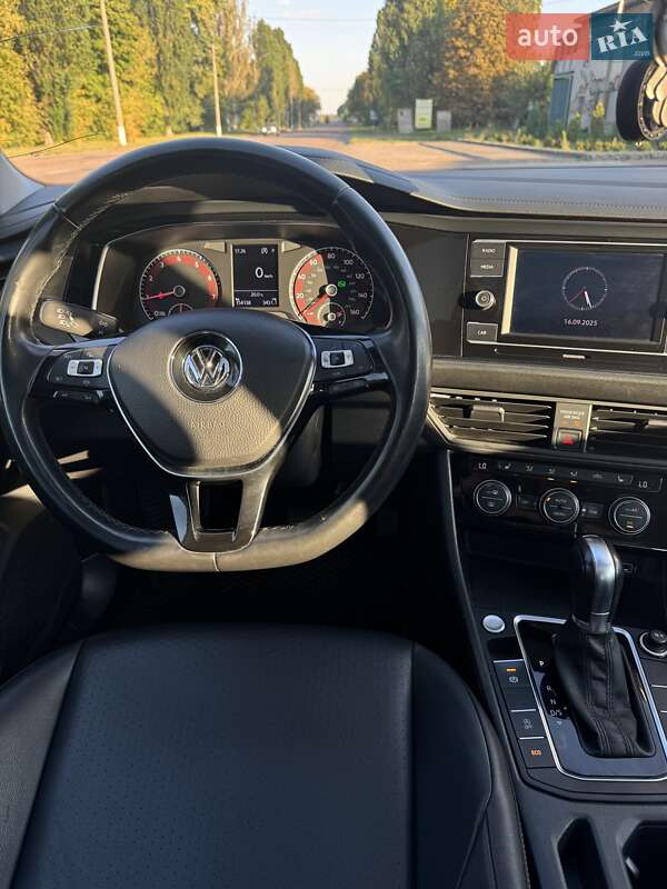 Седан Volkswagen Jetta 2018 в Конотопі