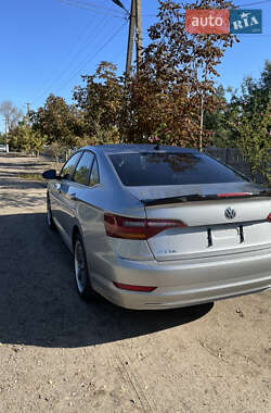 Седан Volkswagen Jetta 2019 в 