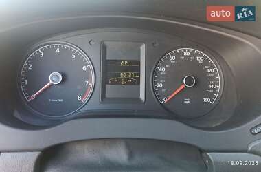 Седан Volkswagen Jetta 2011 в 