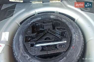 Седан Volkswagen Jetta 2011 в 