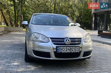 Седан Volkswagen Jetta 2006 в 