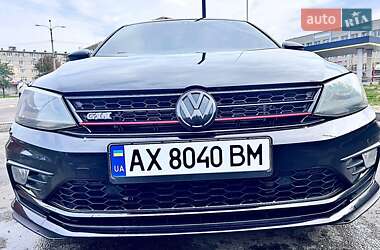 Седан Volkswagen Jetta 2017 в 