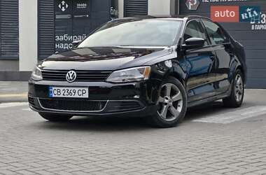 Седан Volkswagen Jetta 2013 в Львові