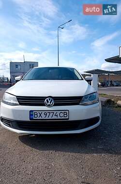 Седан Volkswagen Jetta 2013 в Києві