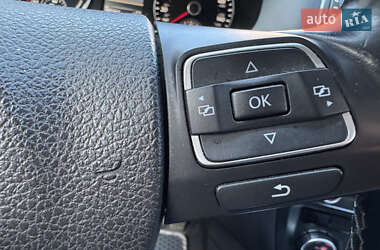 Седан Volkswagen Jetta 2013 в 