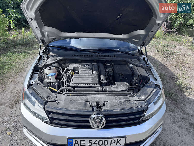 Седан Volkswagen Jetta 2016 в Новомосковську