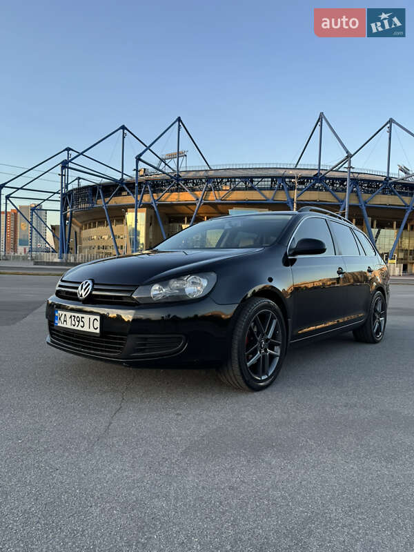 Универсал Volkswagen Jetta 2010 в Харькове
