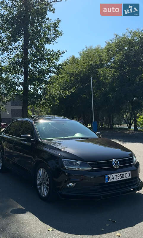 Седан Volkswagen Jetta 2014 в Києві фото 10 Седан Volkswagen Jetta 2014 в Києві