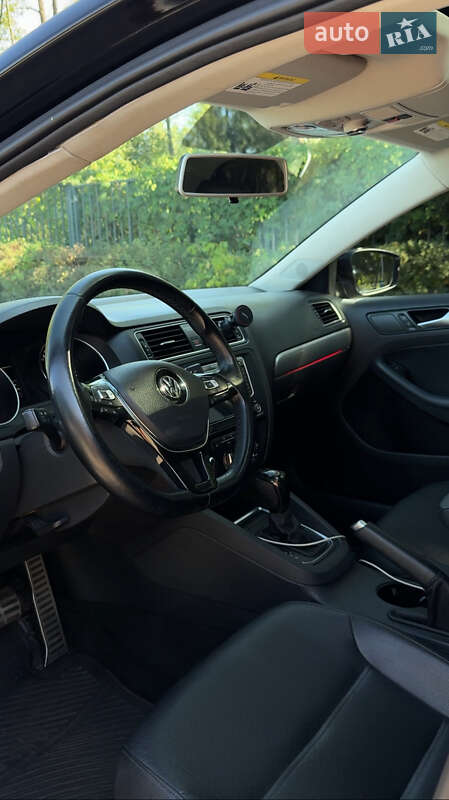 Седан Volkswagen Jetta 2014 в Києві фото 30 Седан Volkswagen Jetta 2014 в Києві