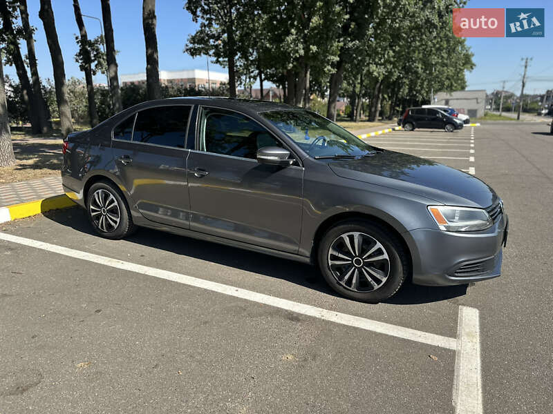 Седан Volkswagen Jetta 2013 в Киеве фото 2 Седан Volkswagen Jetta 2013 в Киеве