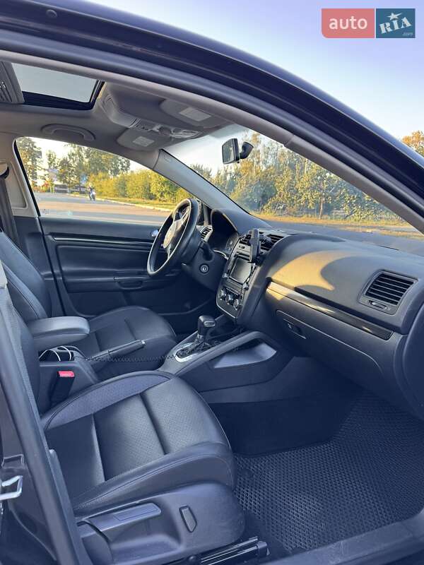 Седан Volkswagen Jetta 2009 в Буче фото 15 Седан Volkswagen Jetta 2009 в Буче