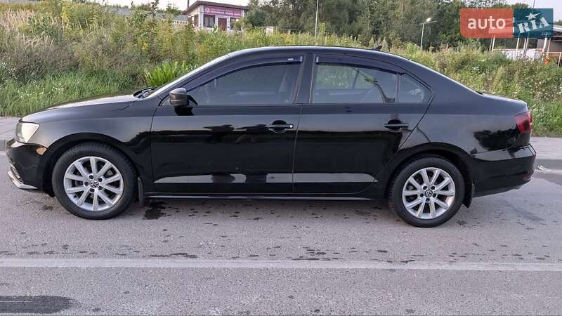 Седан Volkswagen Jetta 2016 в Львове