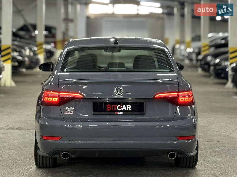 Седан Volkswagen Jetta 2019 в Одессе