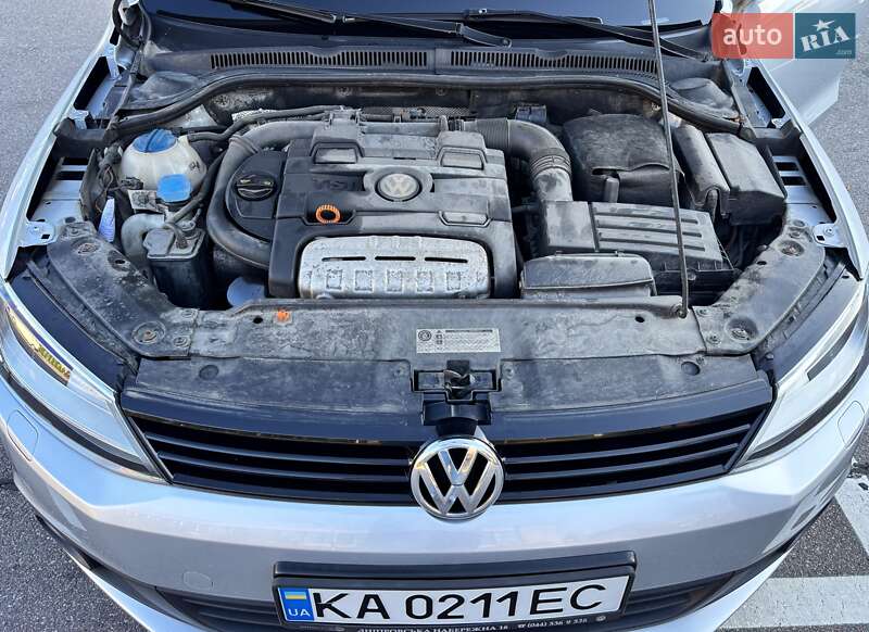 Седан Volkswagen Jetta 2011 в Києві