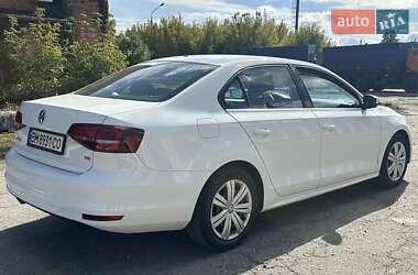 Седан Volkswagen Jetta 2017 в 