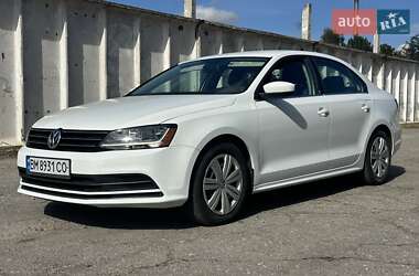 Седан Volkswagen Jetta 2017 в 